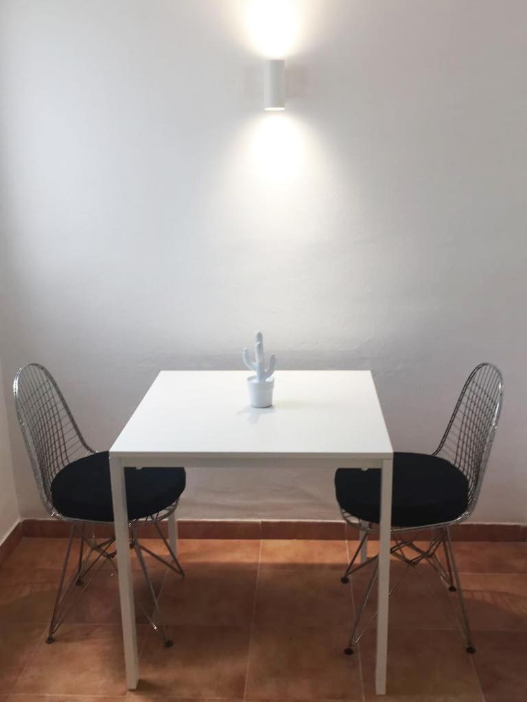 Apartamentos Albertos Santa Eulària des Riu Kültér fotó
