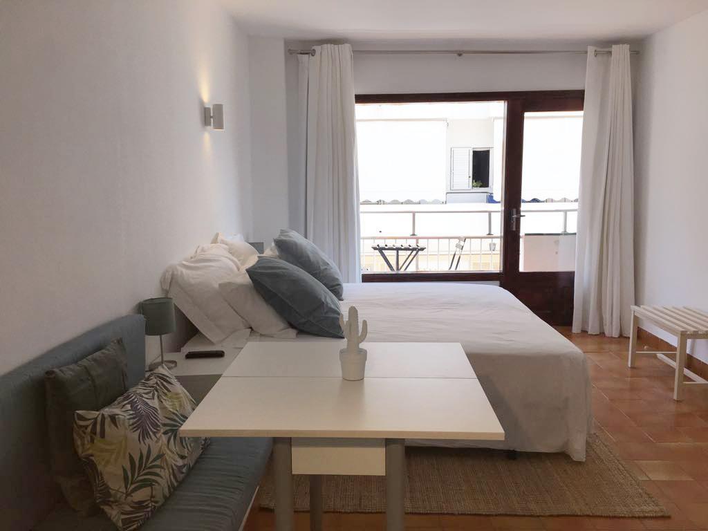 Apartamentos Albertos Santa Eulària des Riu Kültér fotó