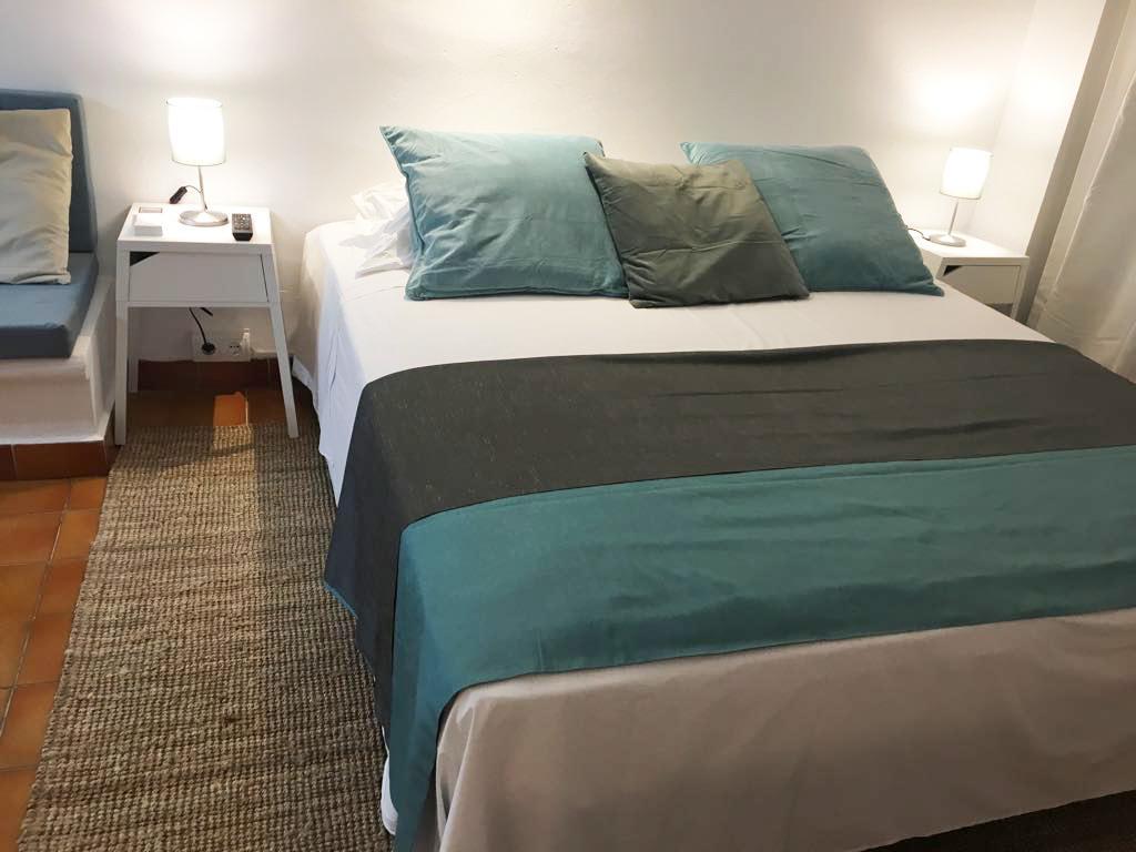 Apartamentos Albertos Santa Eulària des Riu Kültér fotó