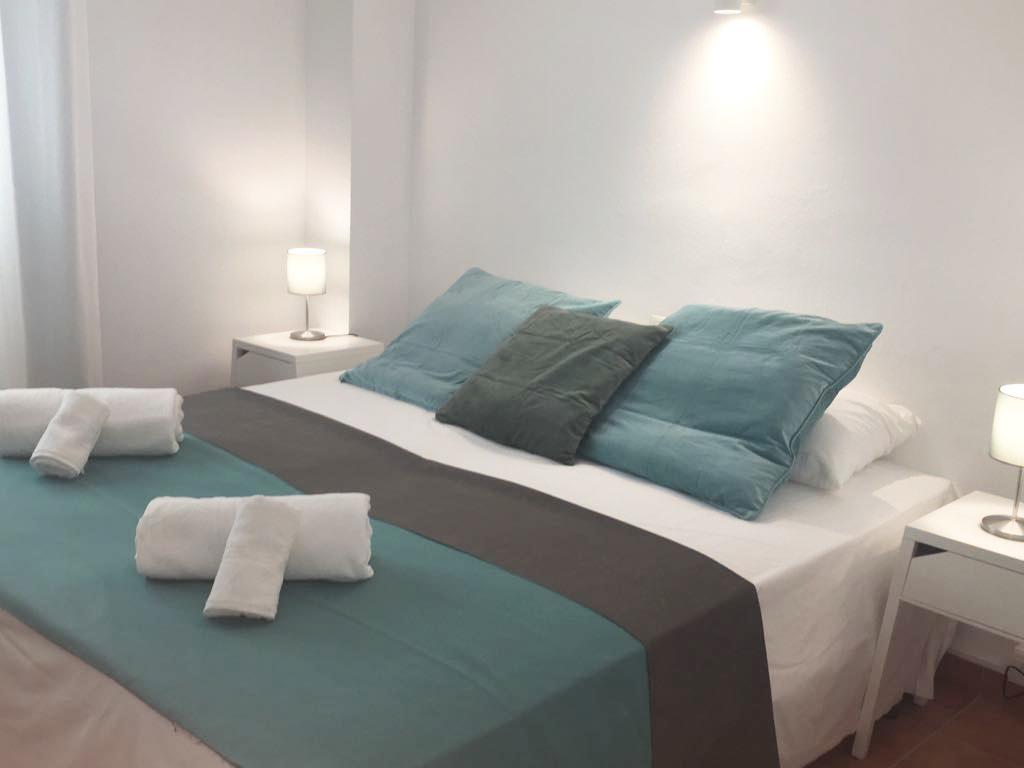 Apartamentos Albertos Santa Eulària des Riu Kültér fotó