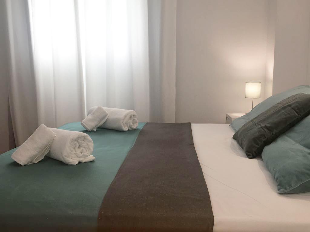 Apartamentos Albertos Santa Eulària des Riu Kültér fotó